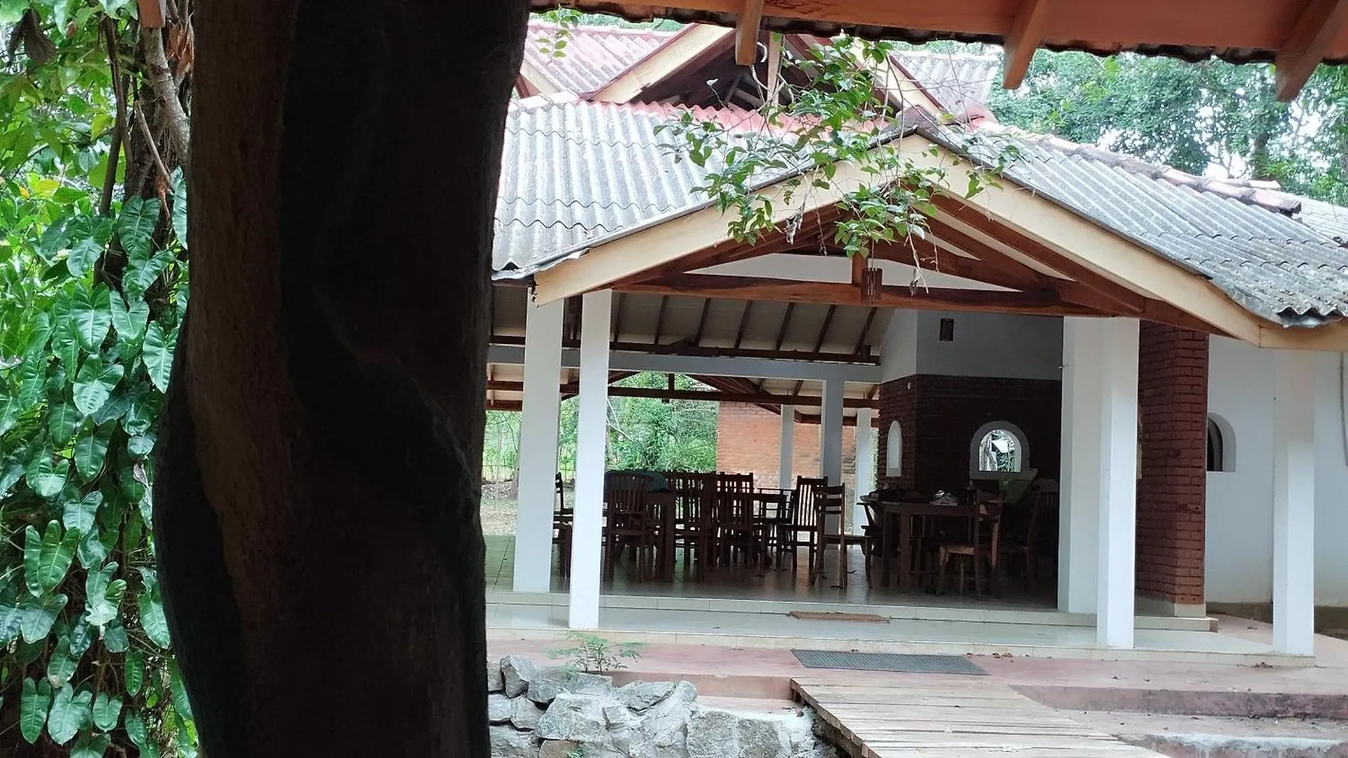Eco Pavilion Sigiriya Hotel